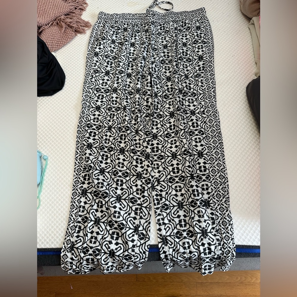 Versona wide leg pants